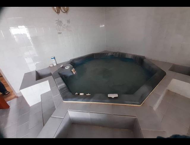 4 BEDROOM HOUSE FOR SALE IN BRACKENHURST